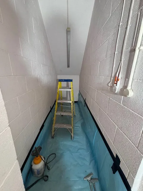 HSE-licensed asbestos gasket strip-out in N13